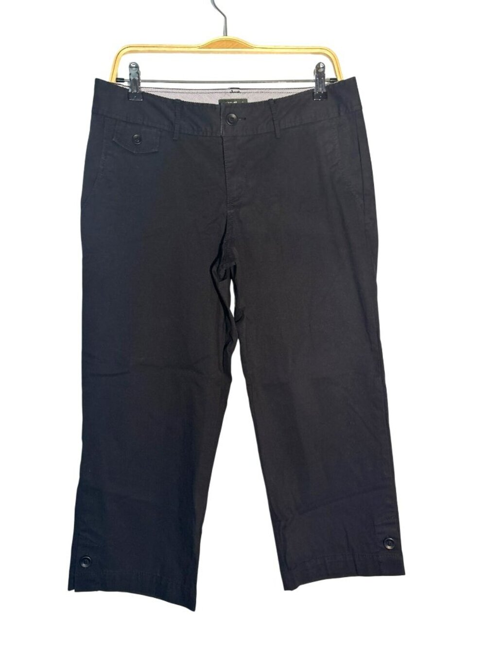 NWT Eddie Bauer Black Vashon Fit Chino Capri Pants Size 6
